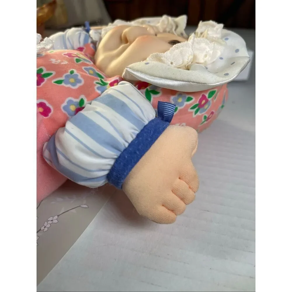 Vintage Cabbage Patch Kids 1995 stuffed rattle doll.